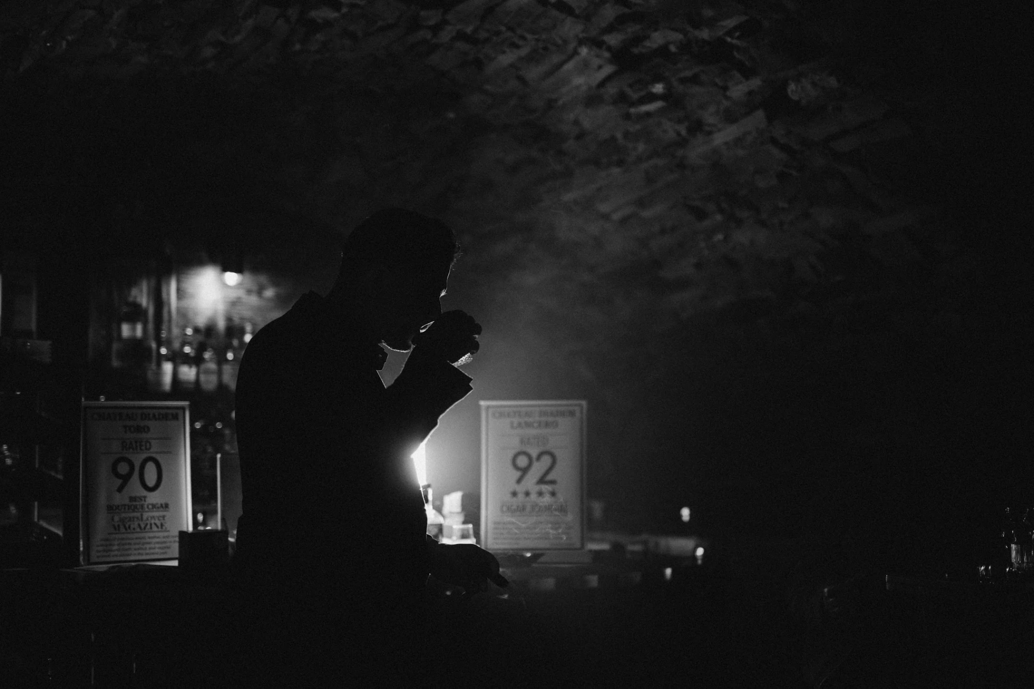 Speakeasy Bar Legnica w zabytkowej piwnicy