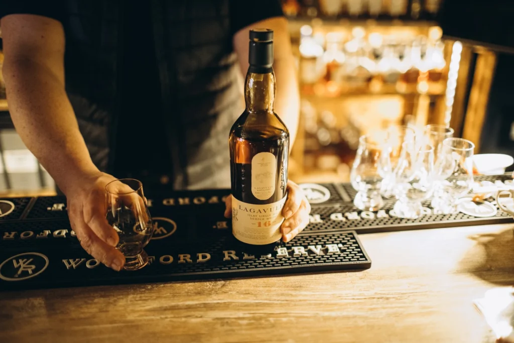 Whisky dla początkujących – od czego zacząć i jak wybrać pierwszą whisky?